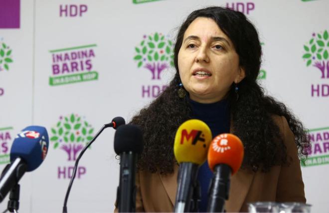 Ebru Günay