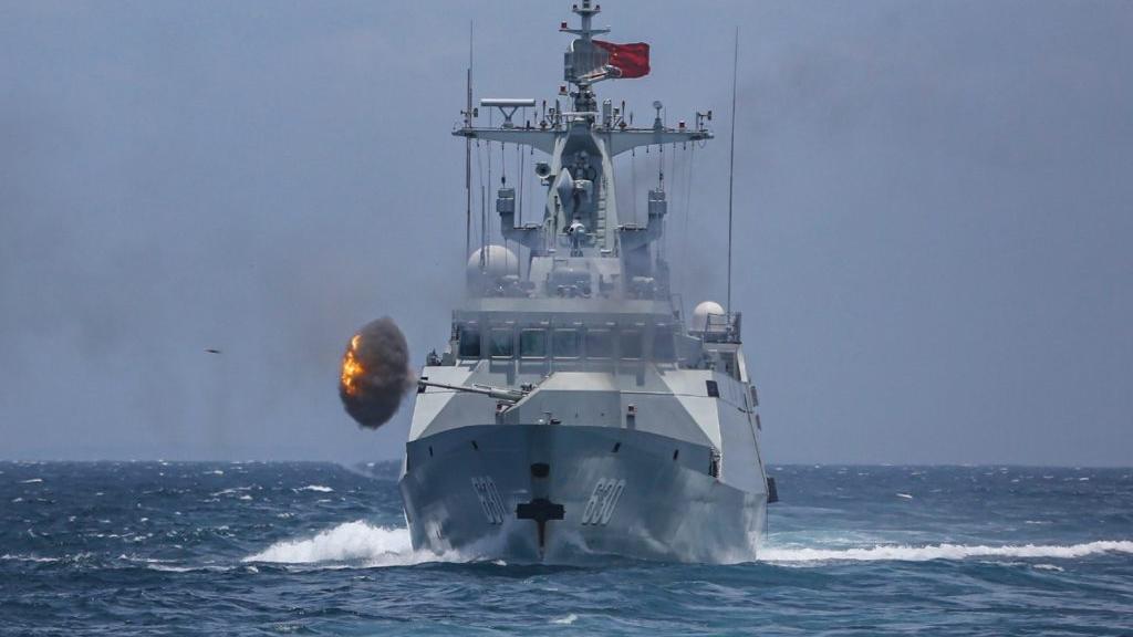 Chinese frigate