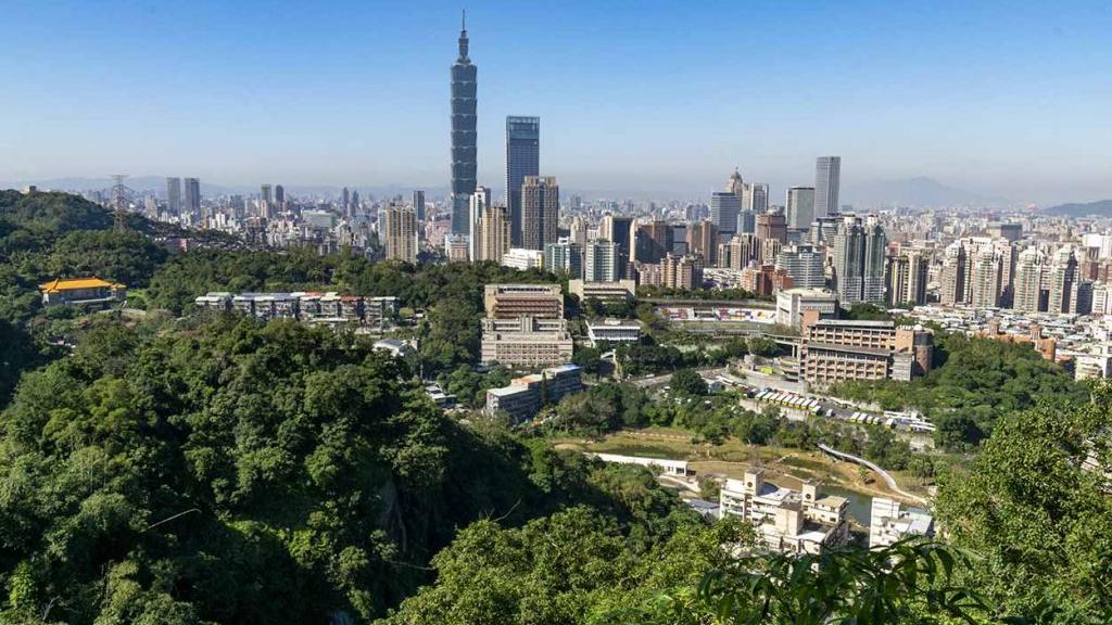 Taipei skyline