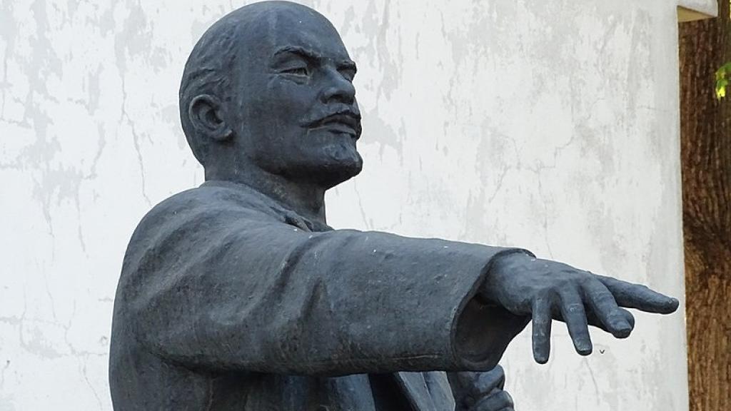 Lenin statute