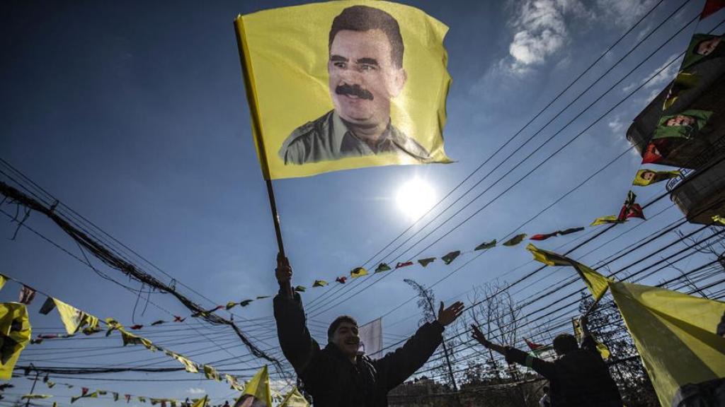 Abdullah Ocalan flag