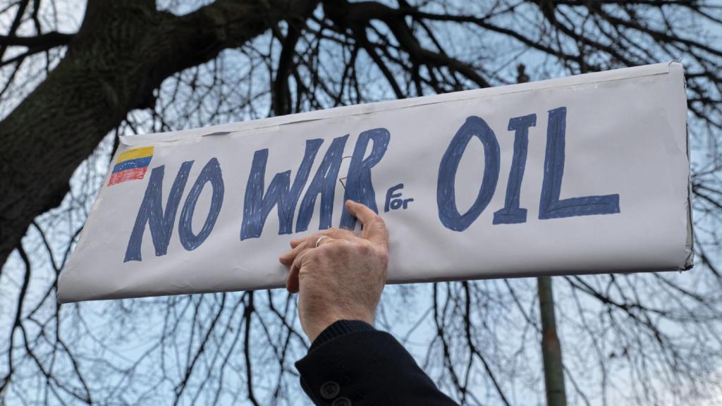 No war for oil