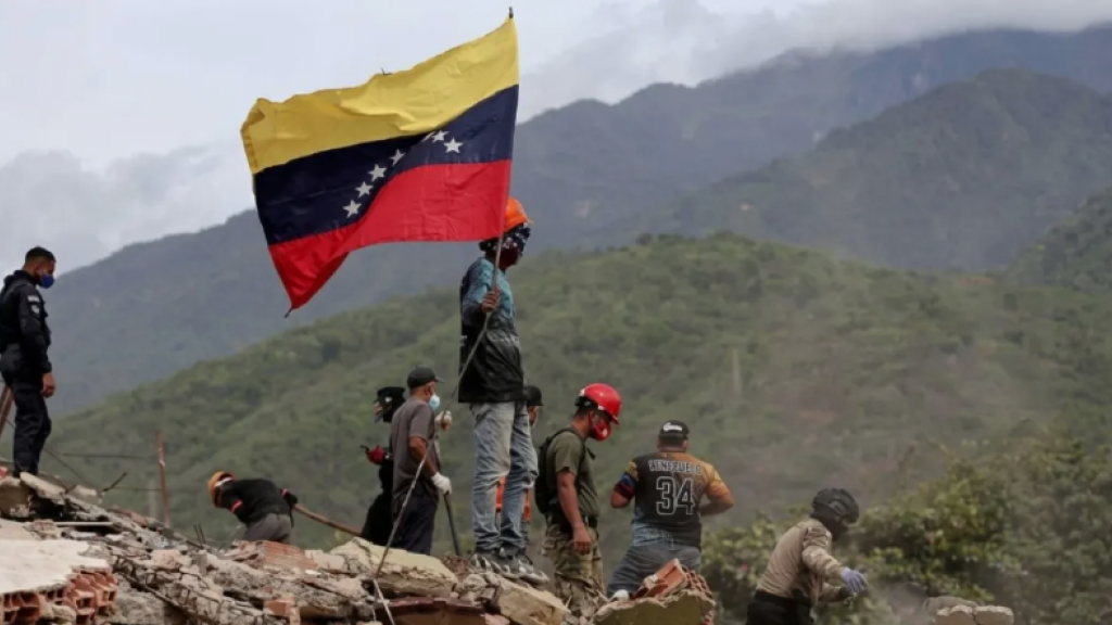 Washington has escalated its neocolonial stranglehold on Venezuela after the June 24 earthquakes. (Jesús Vargas)