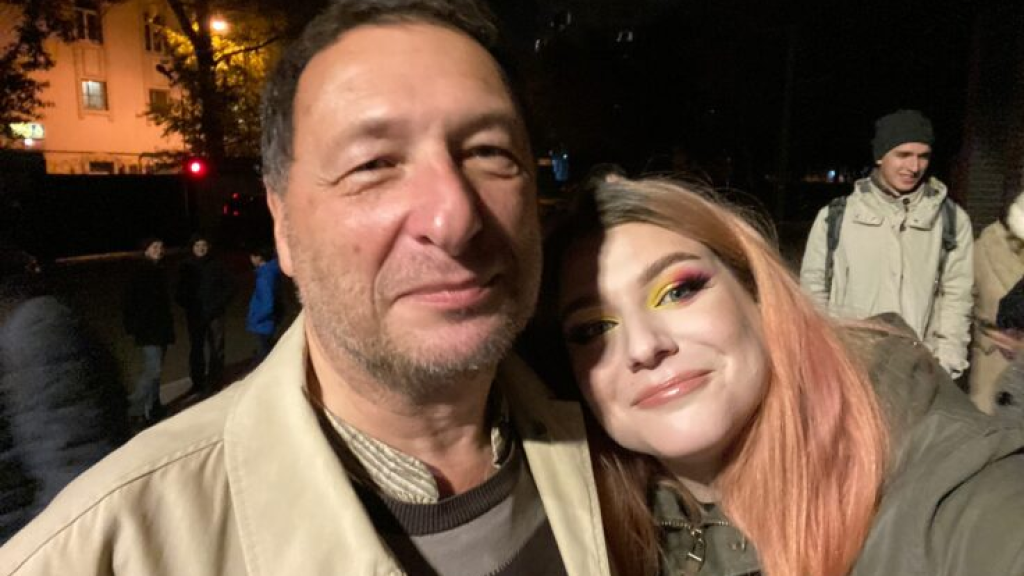 Kseniia Kagarlitskaya with her father, Boris Kagarlitsky.