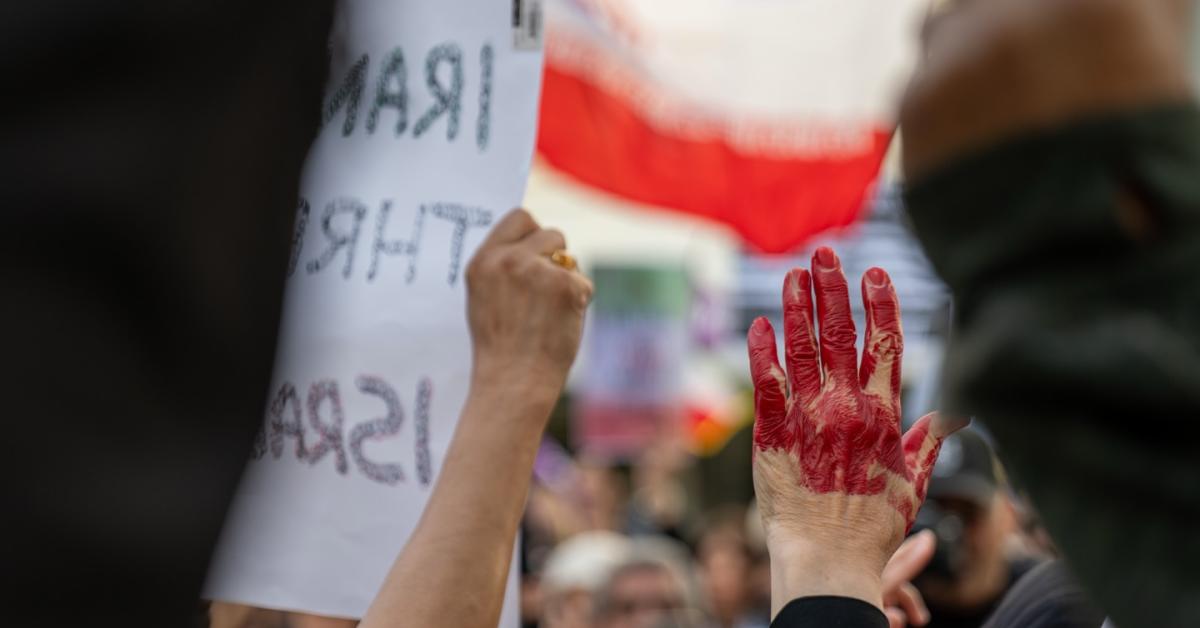 Two tactics in the anti-Iran war movement