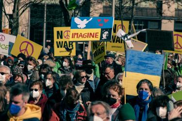 No war in Ukraine protest