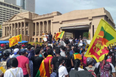 “Anti-government protest in Sri Lanka 2022” by AntanO is licensed under CC BY-SA 4.0.