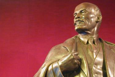 Lenin museum statute