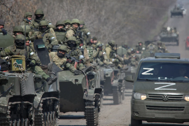 Pro-Russian troops invading Ukraine 2022