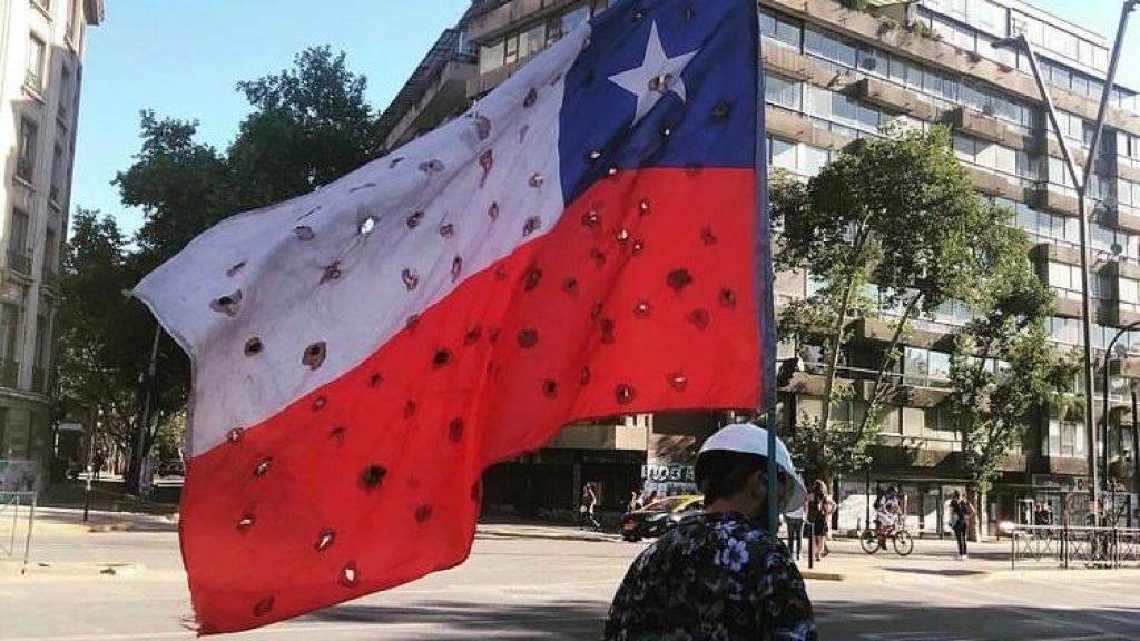 Chilean with flag