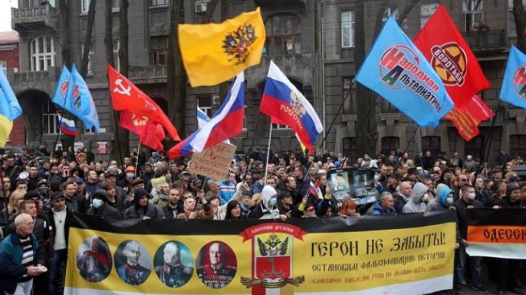 Ukrainian tsarists protesting