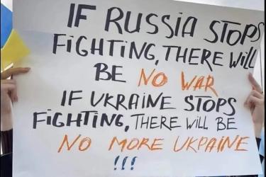 Anti Ukrainian war placard